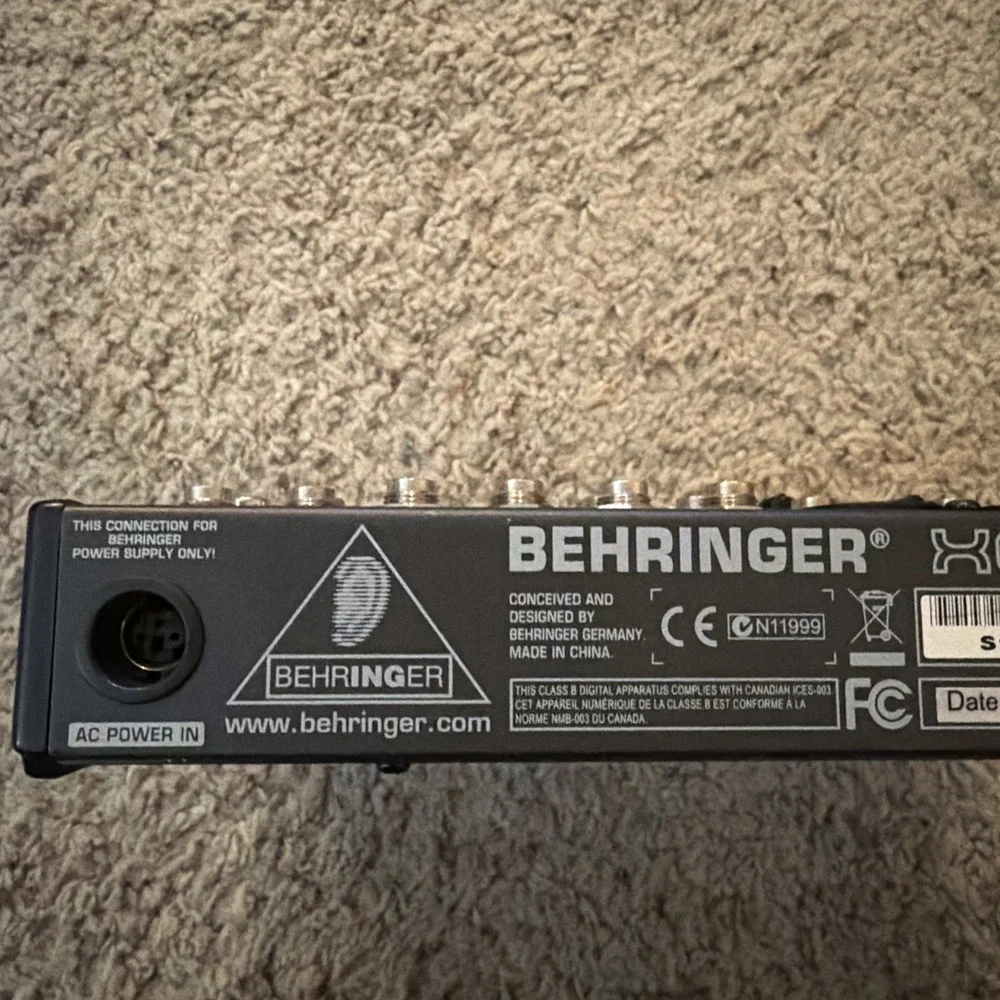 Behringer XENYX 1202FX Compact Mixer 12 CH 24bit Multi-Effector Untested No Cord